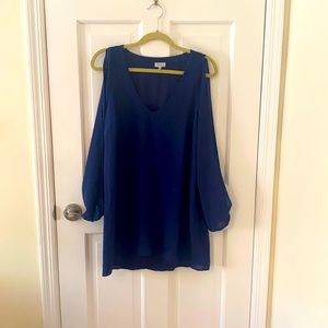 Tobi minidress, bodycon lining w/chiffon like overlay &chiffon like open sleeves